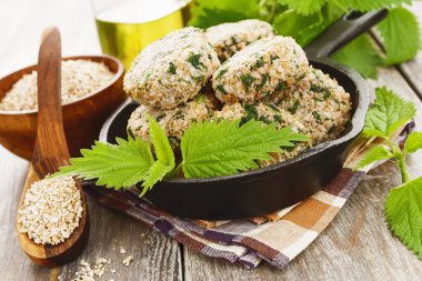 Nettles ile Beşamel sos