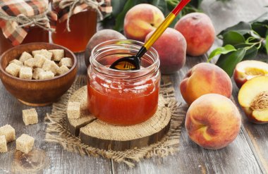 Taze şeftali reçeli 