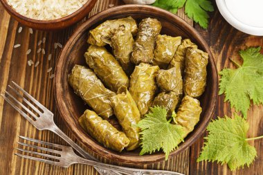 Dolma plaka üzerinde