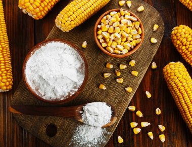 Masada nişasta ve mısır koçanı var.