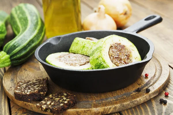 Zucchini with meat — Stock Photo, Image