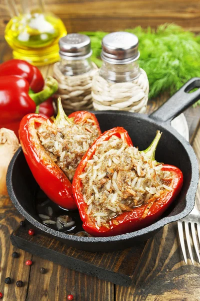 Gefüllter Paprika — Stockfoto