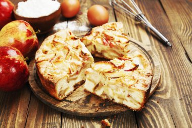 elmalı turta, charlotte