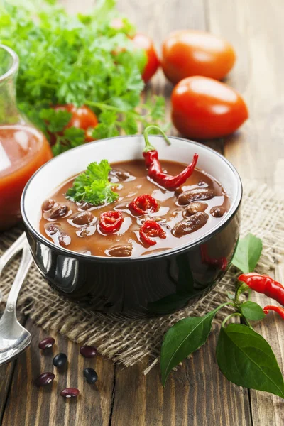 Chili soppa med röda bönor och gröna — Stockfoto