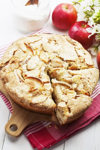 Tarta de manzana, Charlotte. —  Fotos de Stock