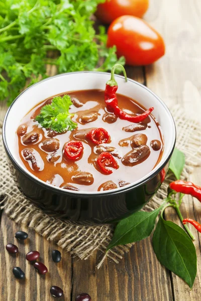 Chili soep met rode bonen en greens — Stockfoto