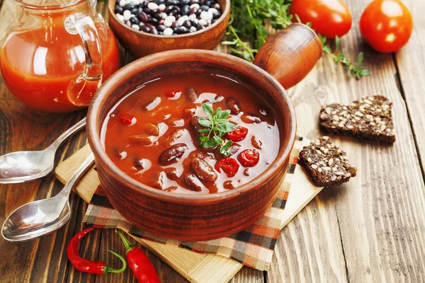 Chili soup with red beans and greens — Stock Image Chili soup with red beans and greens Stock Picture