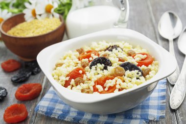 Darı lapa Kuru Kayısı ve kuru erik 