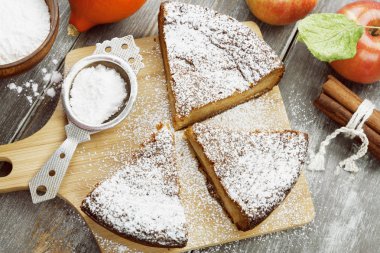 Elma ve tarçın ile kabak pasta