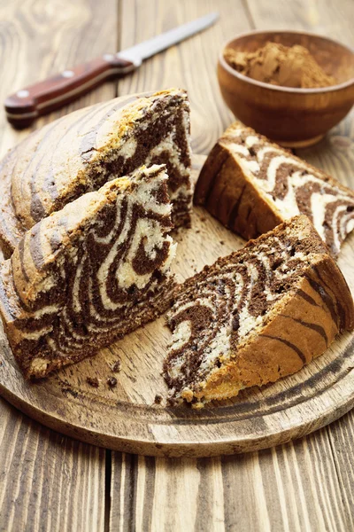 Cake with cocoa  powder — Stock Photo, Image
