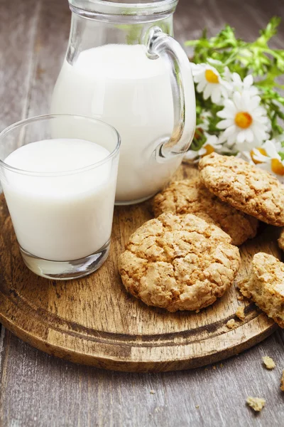 Galletas de leche y avena — Foto de Stock