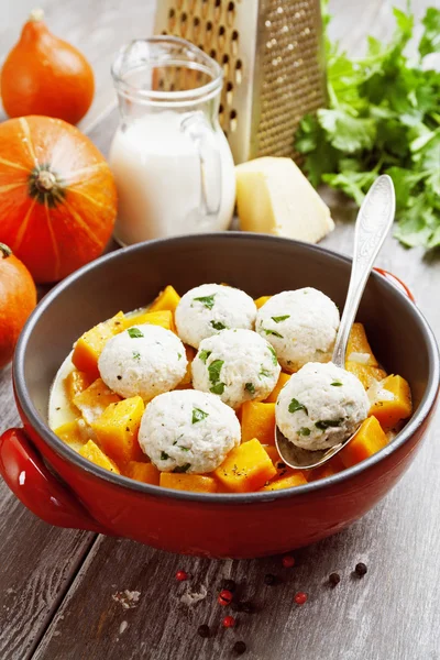 Baked pumpkin and chicken meatballs — Stock Photo, Image