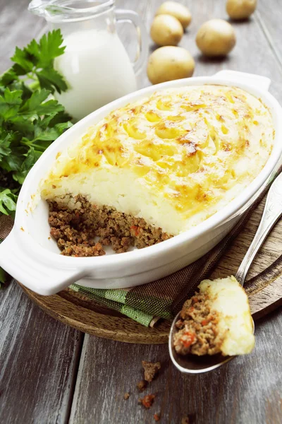 Potato casserole with meat — Stock Photo, Image