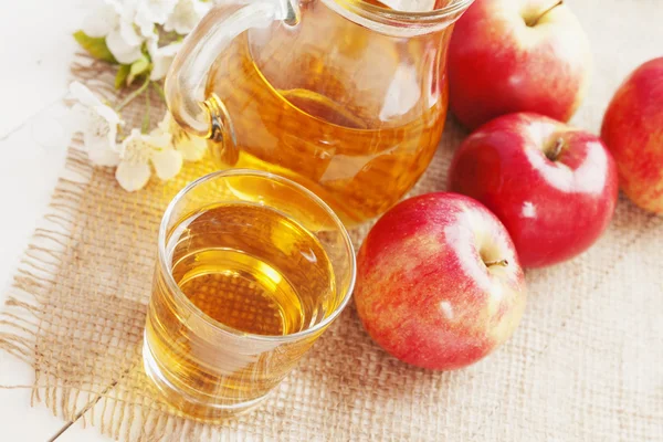 Jugo de manzana — Foto de Stock