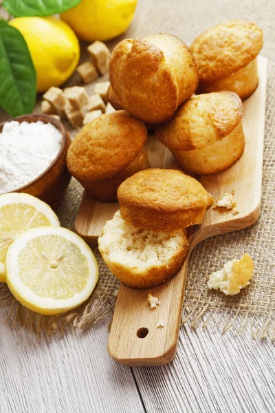 Homemade lemon cake — Stock Photo, Image