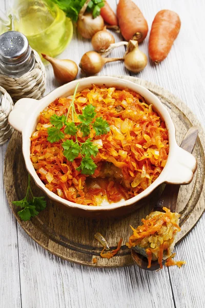 Pescado con verduras — Foto de Stock