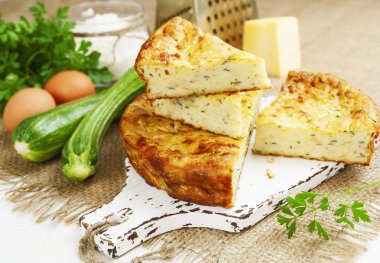 Kabak pasta peynir ve otlar ile