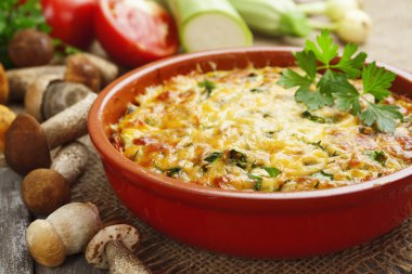 Mantar ile sebze güveç