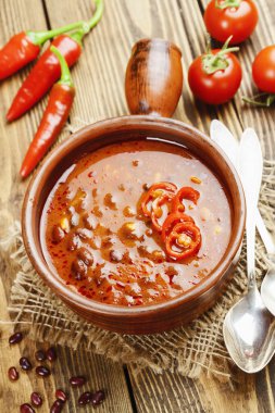 Kırmızı fasulye çorbası