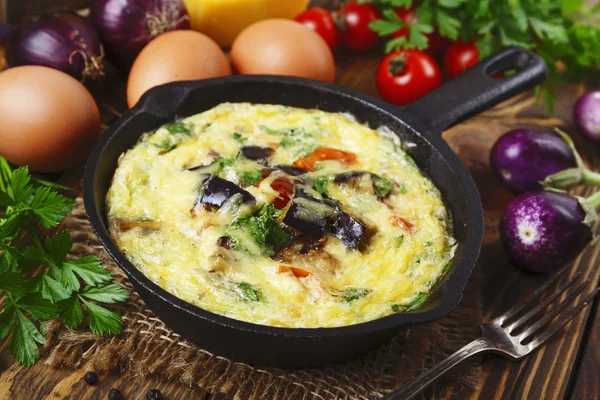 Omelet with vegetables — Stock Photo, Image
