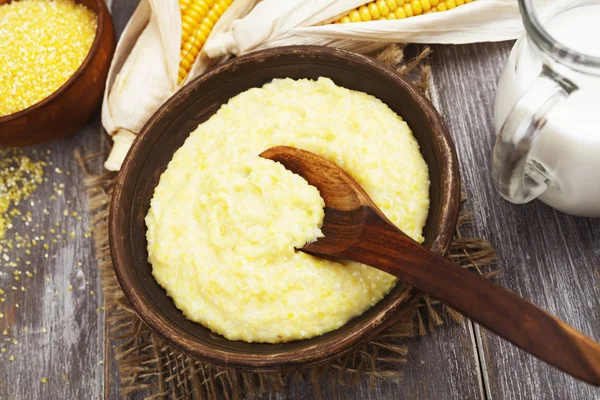 Harina de maíz. Polenta —  Fotos de Stock