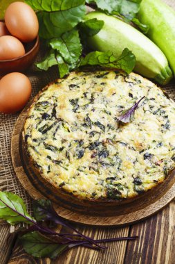 İtalyan pasta kabak ile