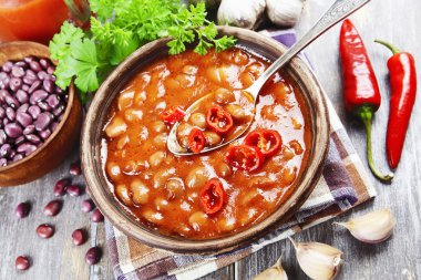 Kırmızı fasulye çorbası