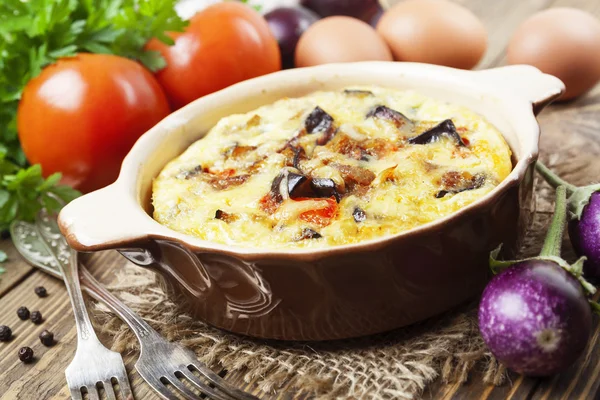 Omelet with vegetables — Stock Photo, Image