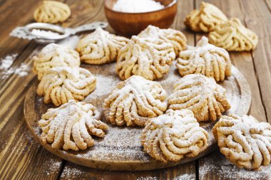 Pudra şekerli kurabiye