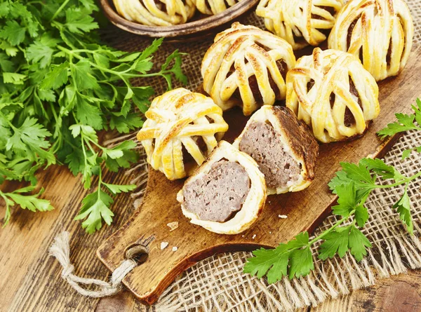 Bolas de carne horneadas en pastelería — Foto de Stock