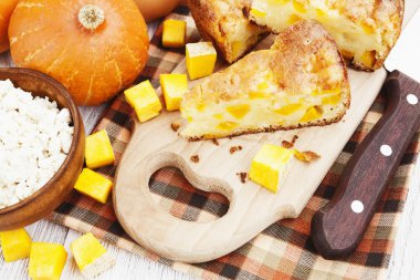 Pasta kabak ve peyniri ile