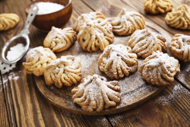 Pudra şekerli kurabiye