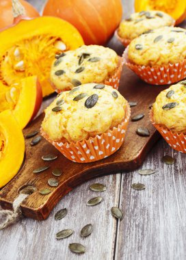 ev yapımı kabak kekler 