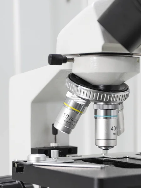 Revolver System Biological Microscope Lenses Laboratory Close Different Magnification — Stock Photo, Image