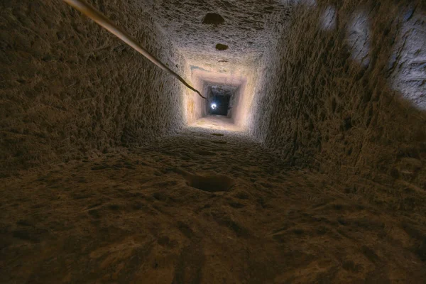 Deep Well Leading Lower Floors Dungeon Underground City Territory Cappadocia — Stock Photo, Image