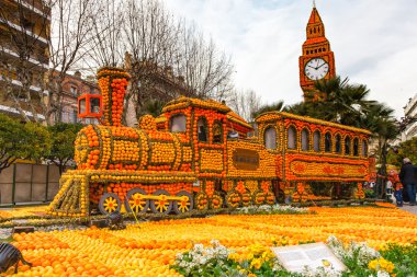 Limon Festivali (Fete du ağaç kavunu), Menton, Fransa.