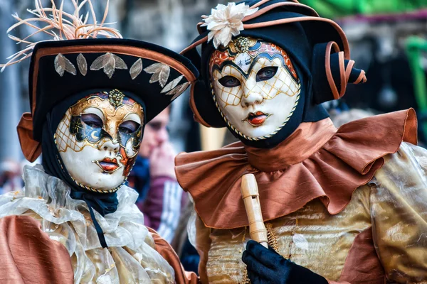 Karneval masker av karnevalen i Venedig — Stockfoto