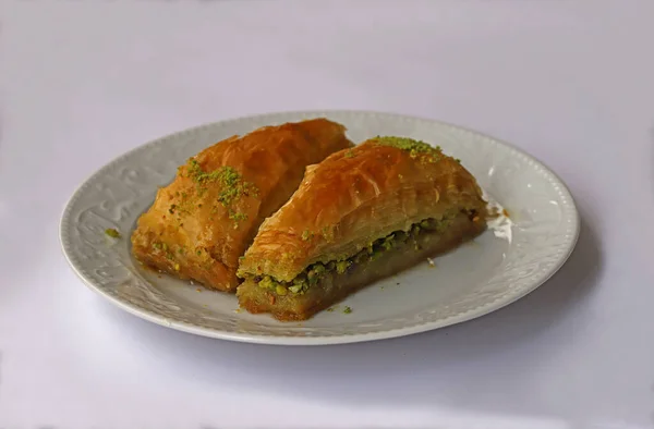 Köstliche Baklava Mit Pistazien Walnüssen Haselnüssen Mandeln — Stockfoto
