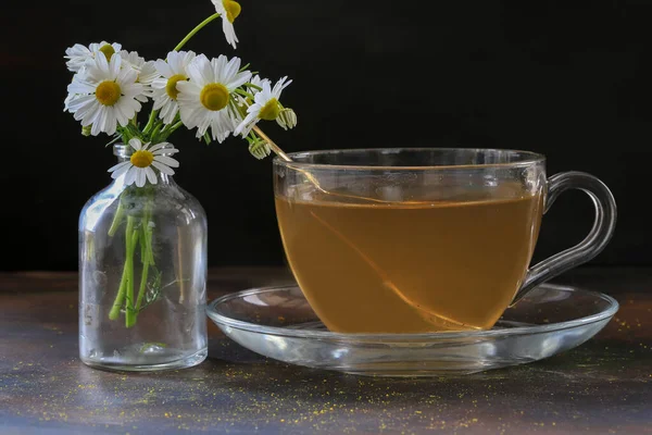 Chamomile Herbal Tea Flower Buds Wooden Table Chamomile Bouquet Healthy — Stock Photo, Image