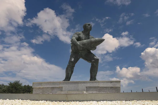 Türkiye - kanakkale - Seyit Onbasi mekanizması bozularak kanakkali savaşının yönünü değiştiren bir top mermisi taşıdı. 18 Mar 2019