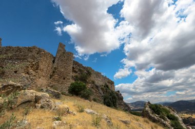 Türkiye - Mugla - Milas 02.Haziran 2021 Bein Kalesi (Orta Çağ İtalyan belgesinde adı Pezona, İbn Battuta 'da Berin, Osmanlı kaynaklarında Mentee ve Pein.