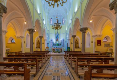 Türkiye -14 Ocak 2025: Aziz Helen Kilisesi veya Saint Helena Kilisesi İzmir, Türkiye 'de bulunan bir Katolik kilisesidir. Adını Konstantin 'in annesi Helena' dan alır..