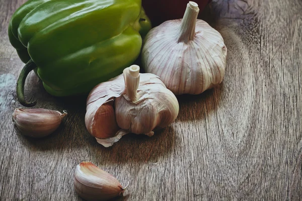 Pfeffer und Knoblauch — Stockfoto