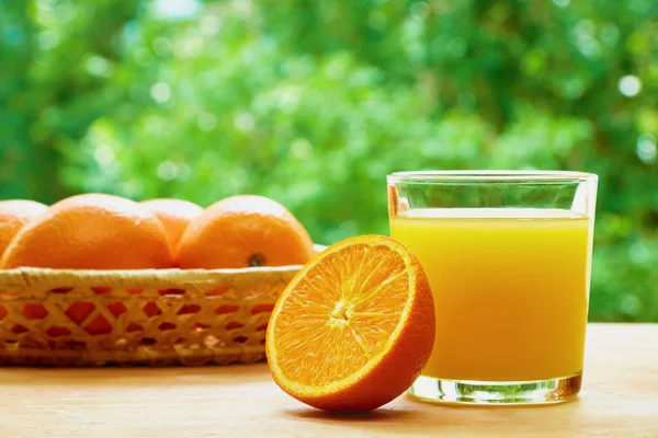 Oranges and juice