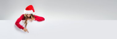 Gemide işaret Santa kadın