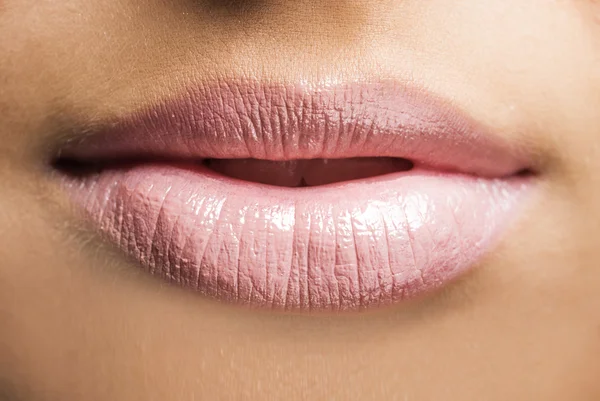 Schöne Lippen mit Make-up — Stockfoto