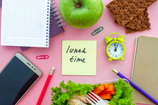 Snack Saludable Llevar Lonchera Lugar Trabajo Durante Descanso Contenedor Comida — Foto de Stock