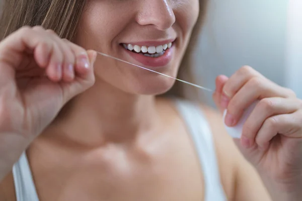 Happy Healthy Woman Uses Dental Floss Brushing Teeth Oral Hygiene — Stock Photo, Image