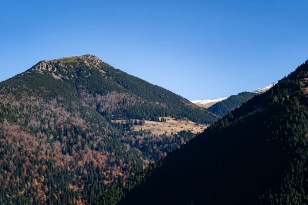 Landschaft Der Gipfel Majestätischer Berge — Stockfoto