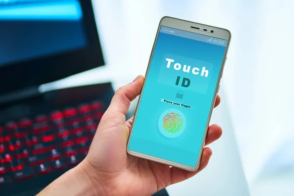 Desbloquear Smartphone Utilizando Sistema Reconocimiento Huellas Dactilares Análisis Seguridad Acceso —  Fotos de Stock
